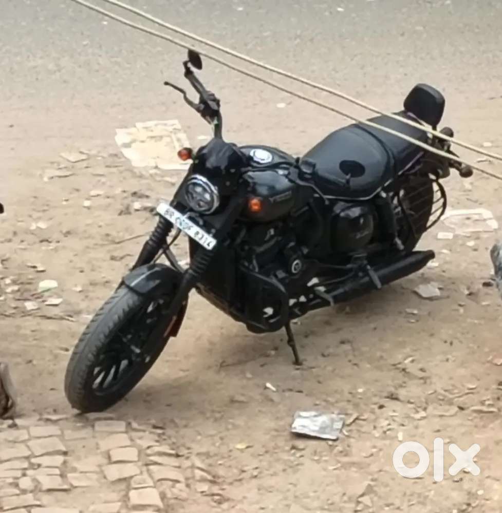 Jawa yazdi 334cc 2023 model