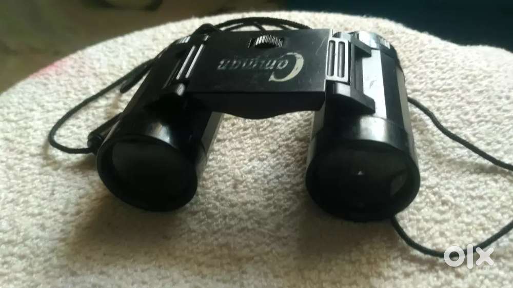 Sports mini binoculars