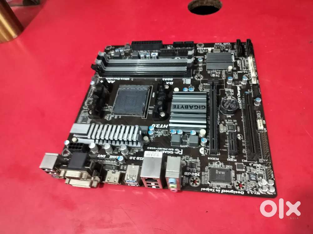 Gigabyte GA-78LMT-USB3 motherboard perfect working and new looking