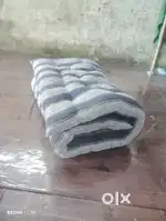 Only price Rs.400 Mattress 3x6  simple black cotton with pillow free