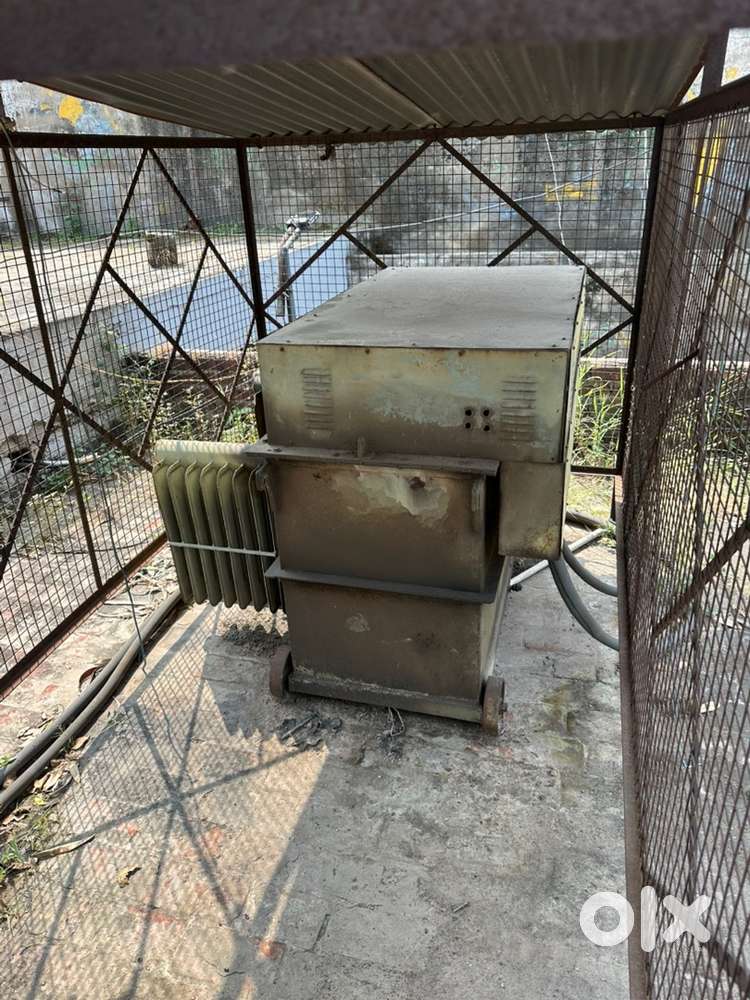 AUTOMATIC SERVO VOLTAGE STABILIZER