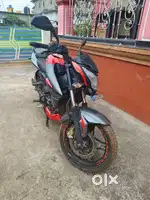 Pulser NS 200
