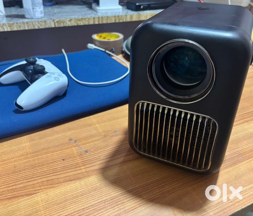 4k Wanbo T6r max Projector with auto correction