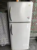 Godrej Eon Double Door Refrigerator – 231L Frost Free – Good Condition
