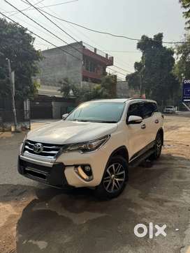 Toyota Fortuner 2016 Diesel 130000 Km Driven