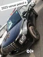 Hyundai Venue 1.2 S Plus, 2023, Petrol