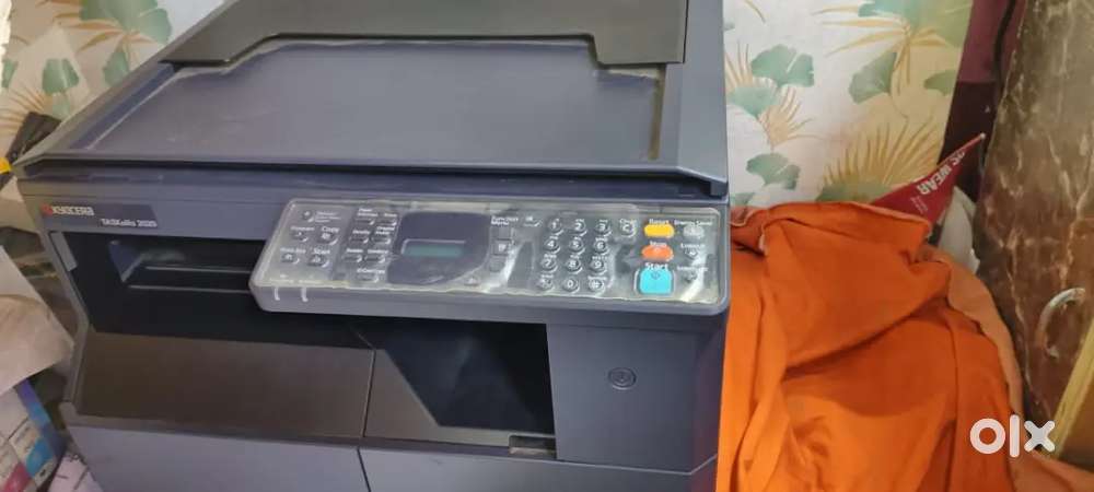Kyocera Taskalfa 2020 xerox machine