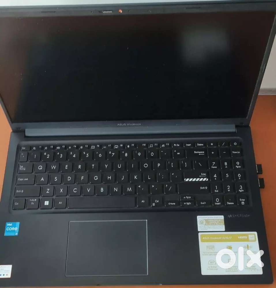 Asus laptop i3 16GB only 10 months old very very good condition