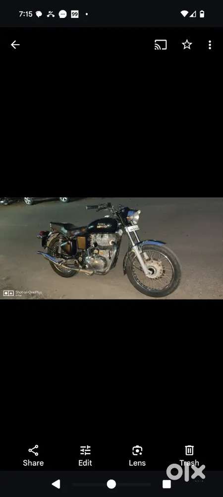 Royal Enfield Bullet 350.