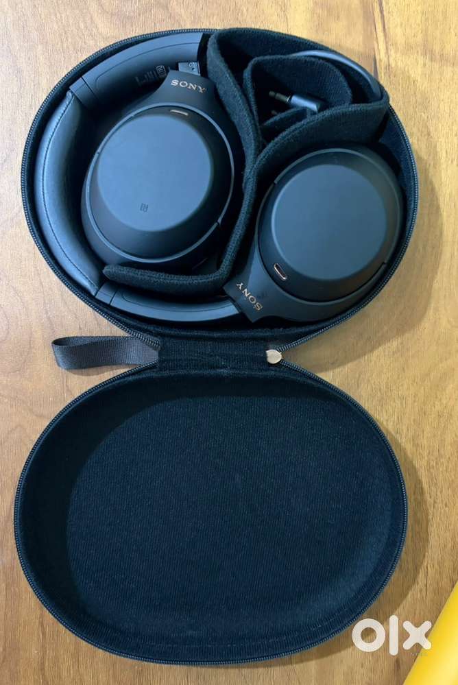 Sony WH-1000XM4 wireless Industry Leading Noise Canceling headphone