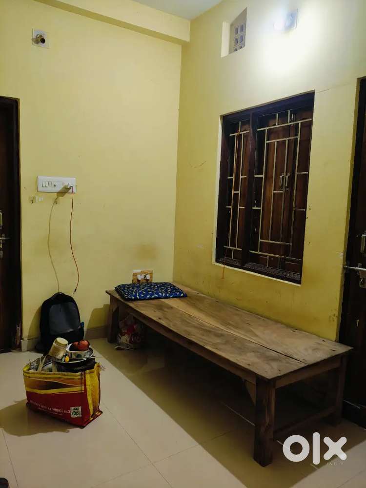 Fully independent dumduma mo bus Stop 50 meter distance