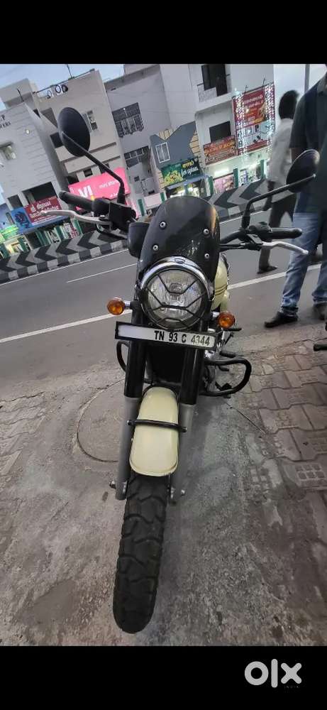 For Sale: Jawa 42 – Luminous Green (Good Condition)