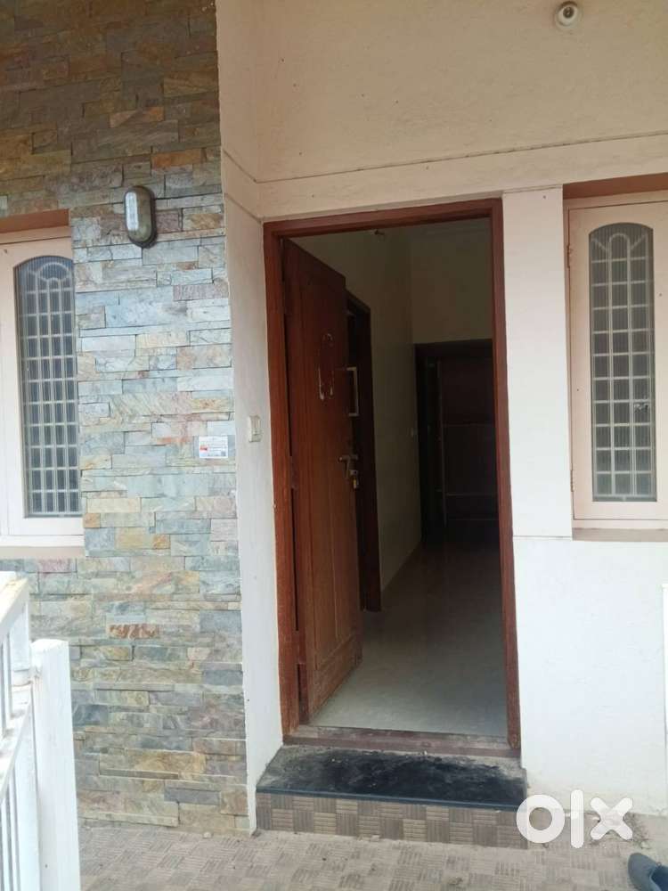 2BHK VEG HOUSE IN VIDYARANYAPURAM FOR LEASE