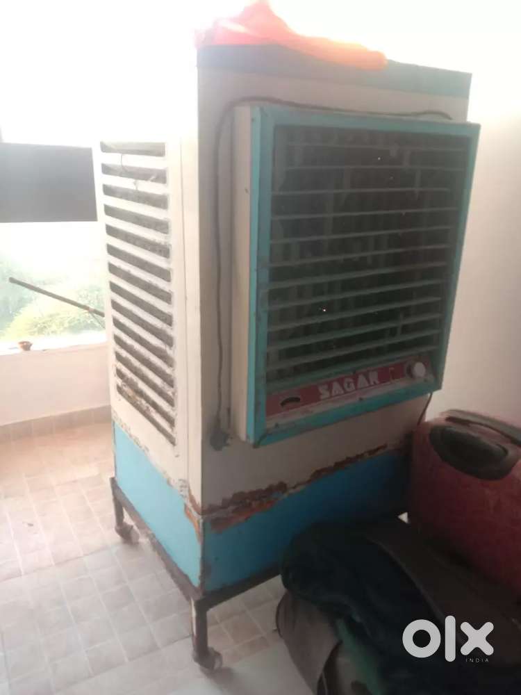 Full Metal body Cooler