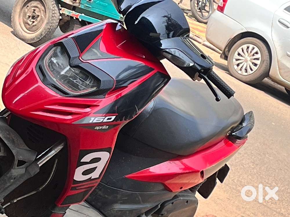 Aprila sr160