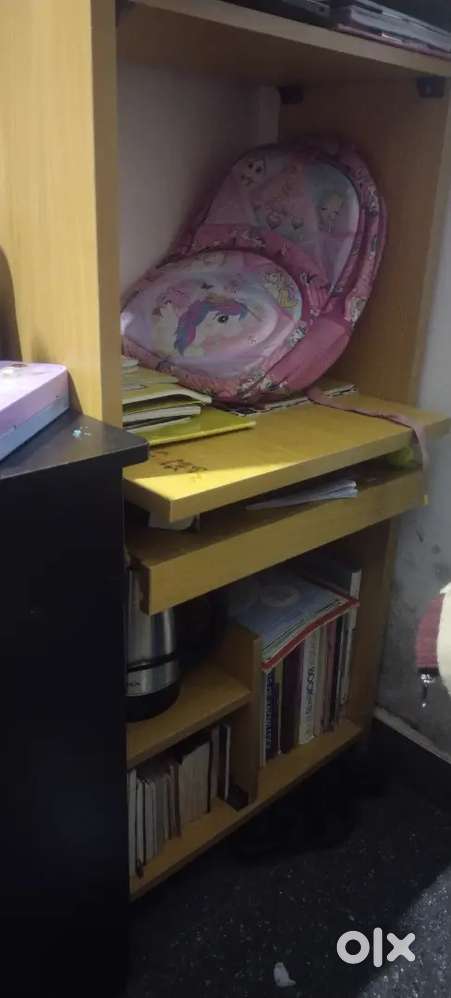 Computer Table for sale