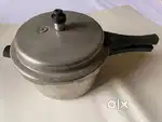 2.5 ltr Prestige used cooker