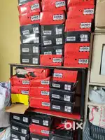 Safety shoes and jacket