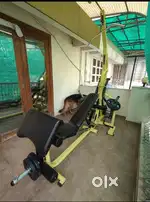 Leverage gym equipment machine