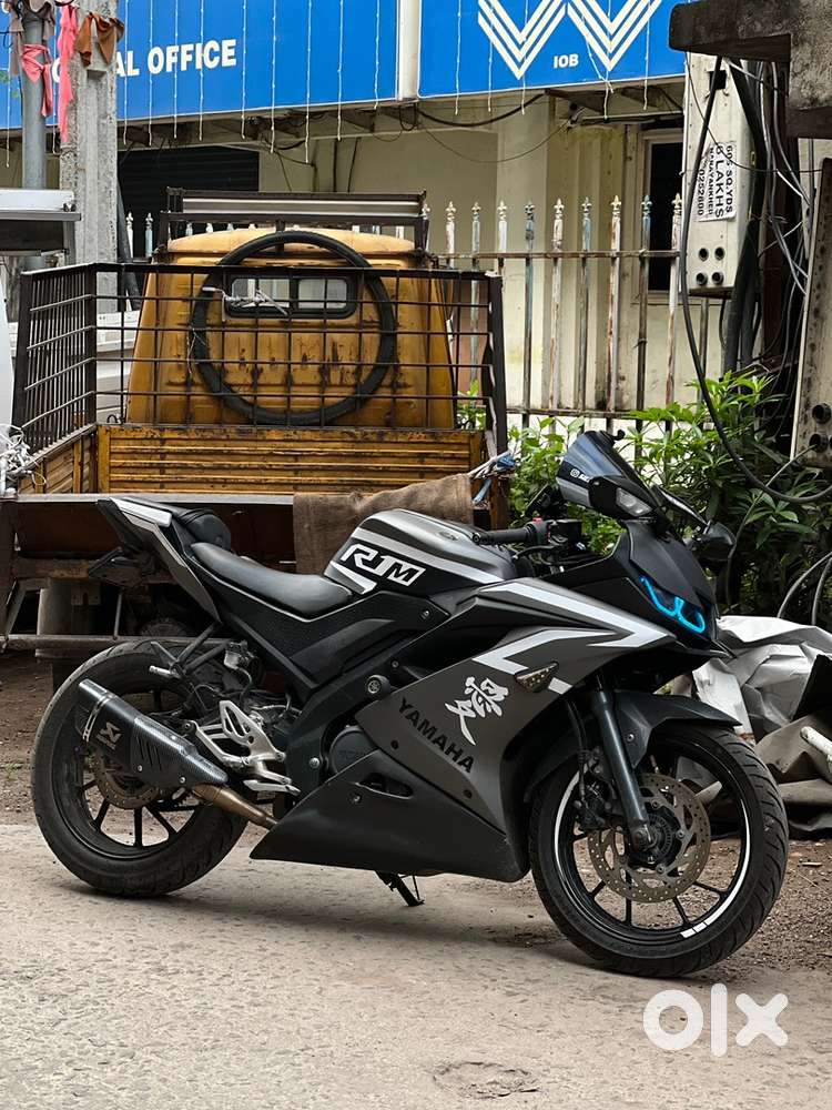 YAMAHA R15 v3