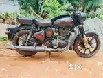 ROYAL ENFIELD CLASSIC STEALTH BLACK 350 (EXCHANGE OPTION AVAILABLE)