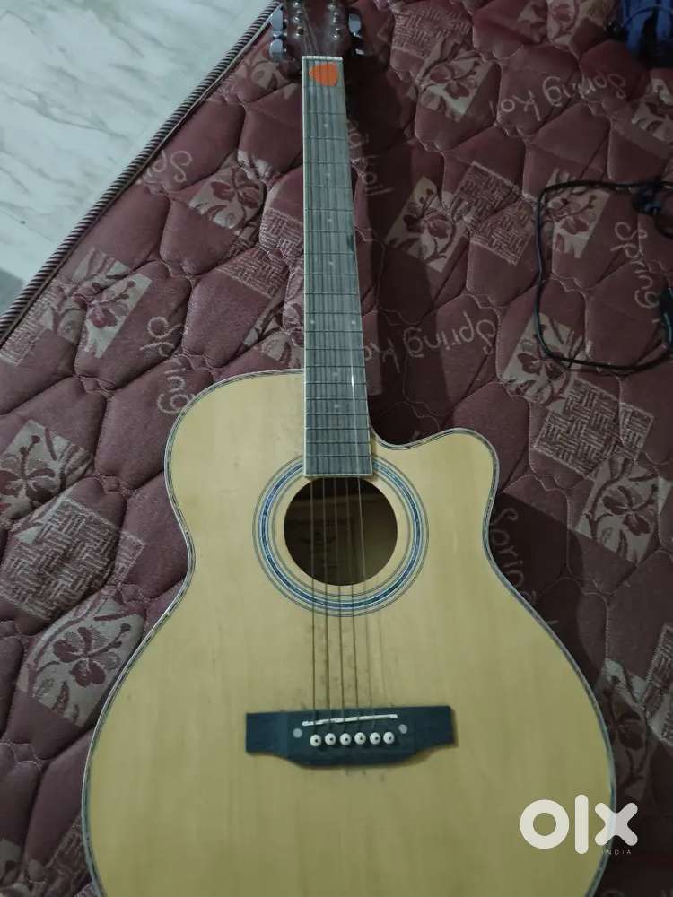 Guitar (Very rarely used)