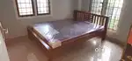 Queen cot with matress