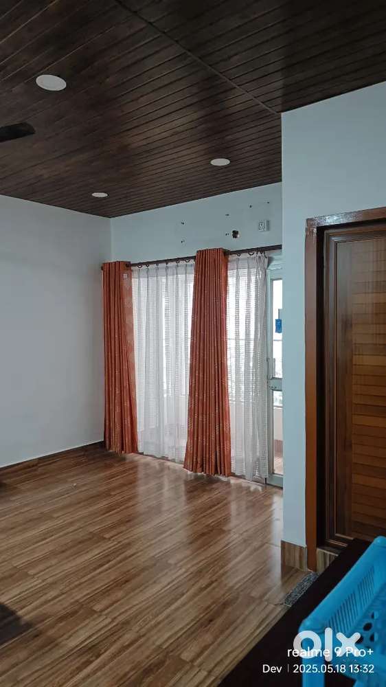 COZY COUPLE FRIENDLY 1BHK WITH CAR PARKING AVAILABLE FOR RENT