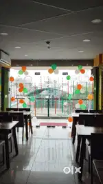 Well settled & profitable franchise cafe outlet on rent