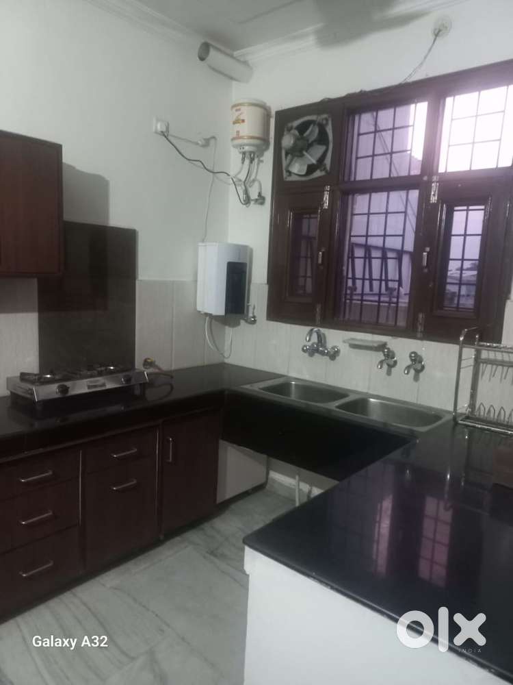 owner free 2room set or 1bhk fully furnished