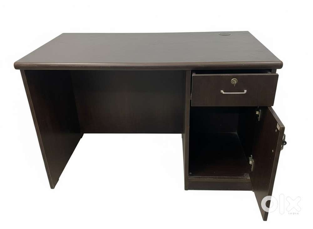 Sturdy Wooden Office Table with Storage – Used