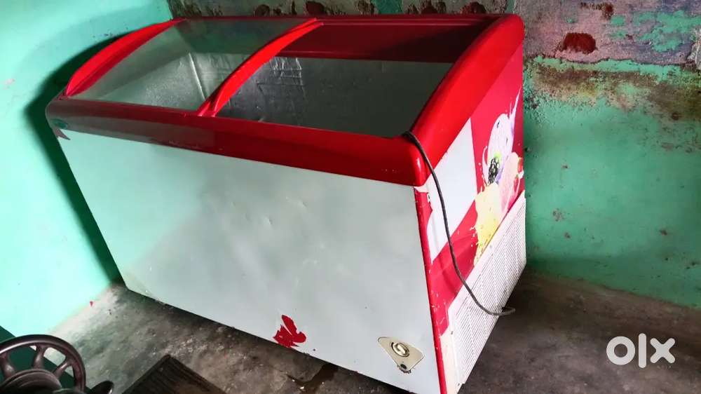 400 letter Glass top deep frezer