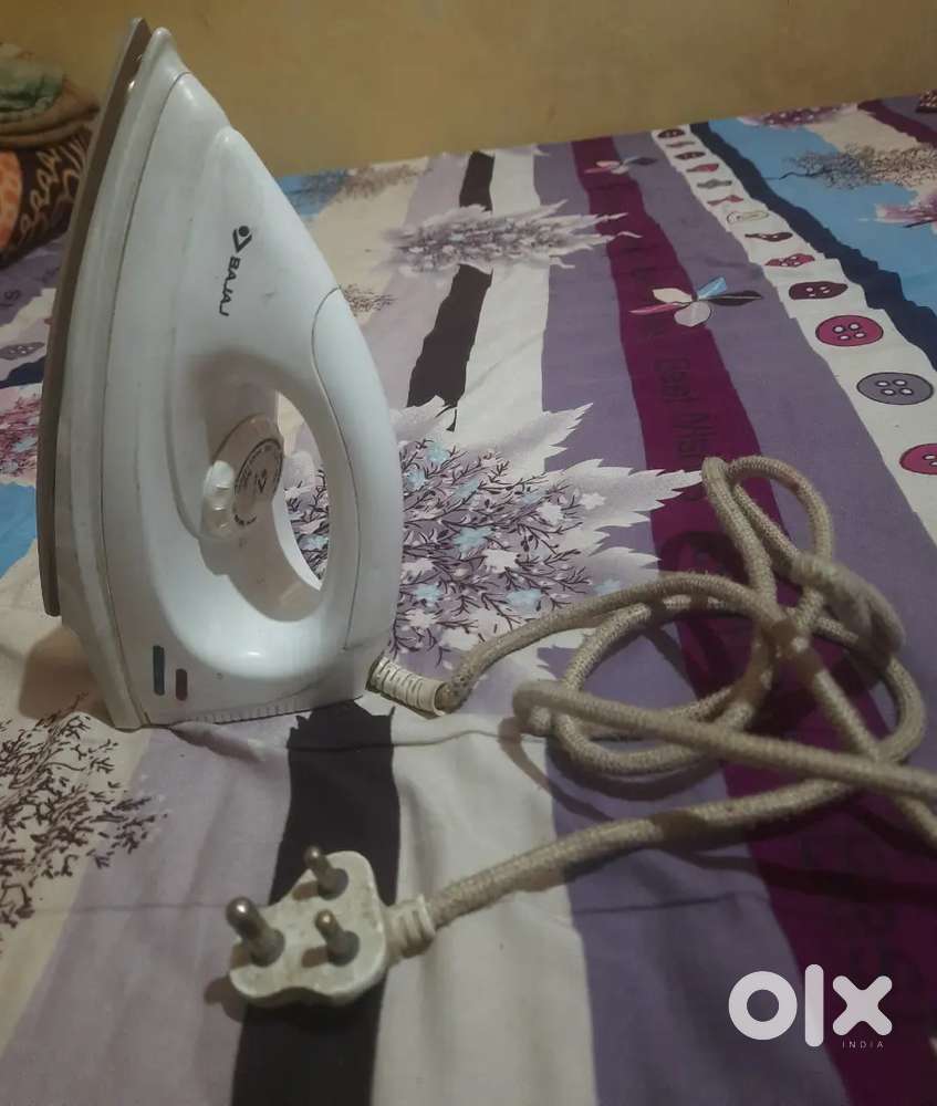 Bajaj DX-7 1000 Watts Dry Iron