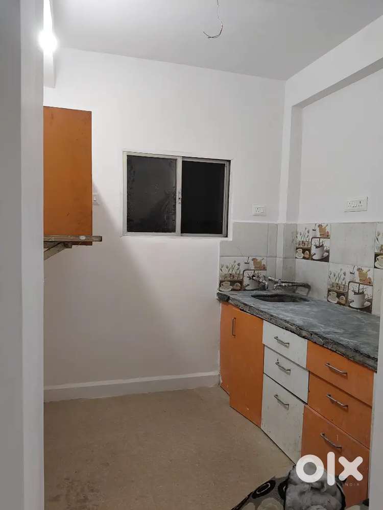 Looking for female flatmate in 2 BHK in sambhaji nagar, jaitala,khamla