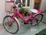 Cycle Hero Ladies in Excellent condition with new tires. Pink colour