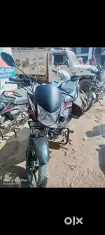 Ok bike hai use nhi hoti parking problem hai