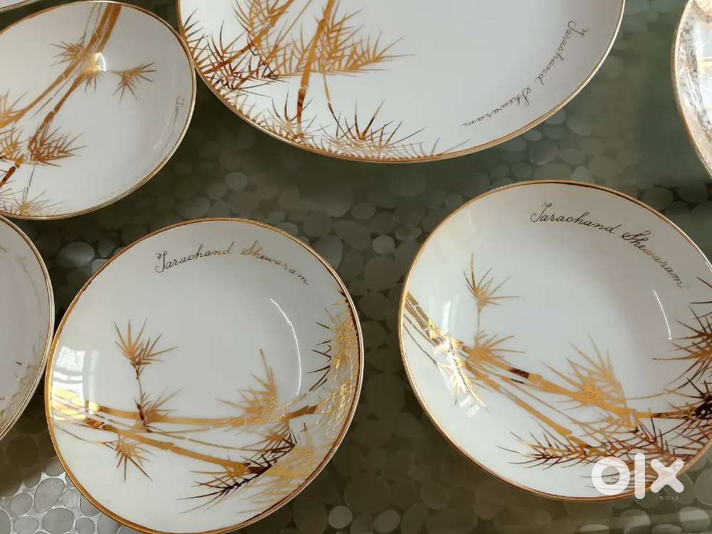ANTIQUE. 1956 JAPANESE Dinner Set.