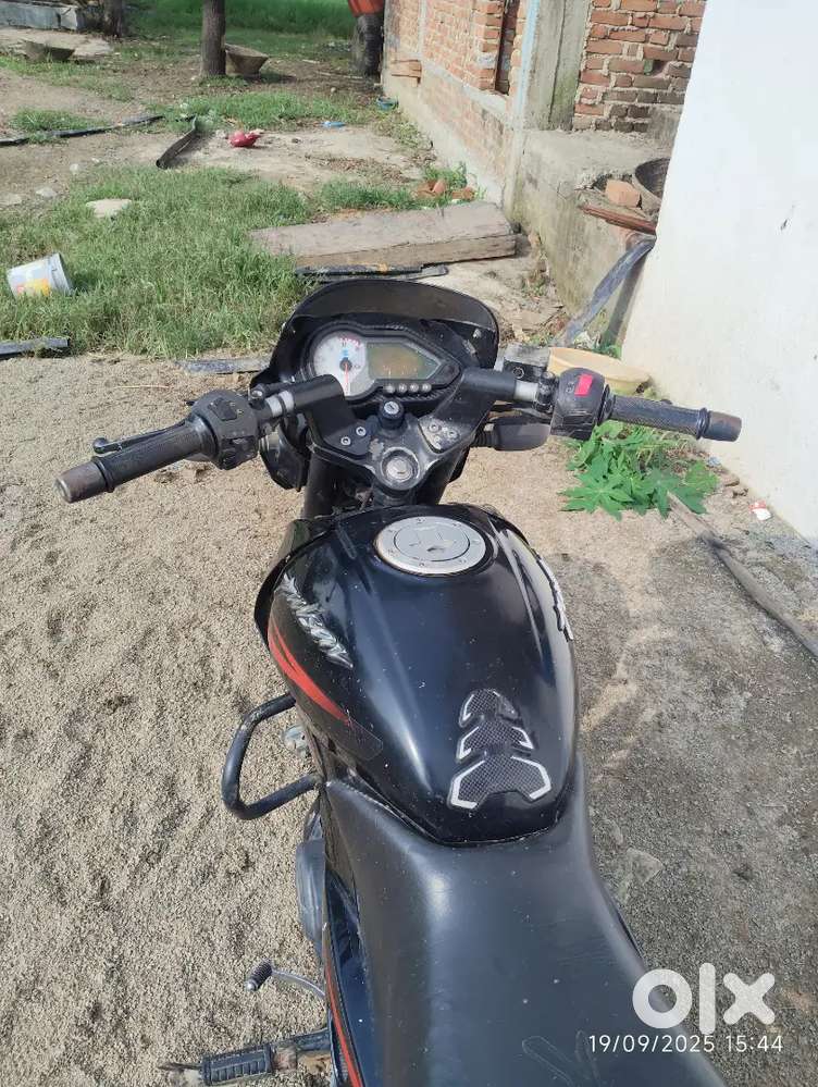 Well mentain bike hai servis all paid hai aur tyers new hai dono