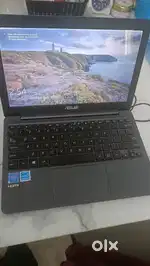 Asus laptop 13 inch, windows installed, intel processor