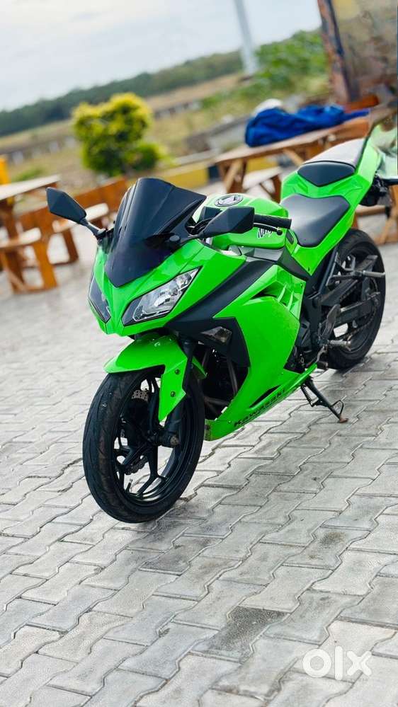 Kawasaki Ninja 300