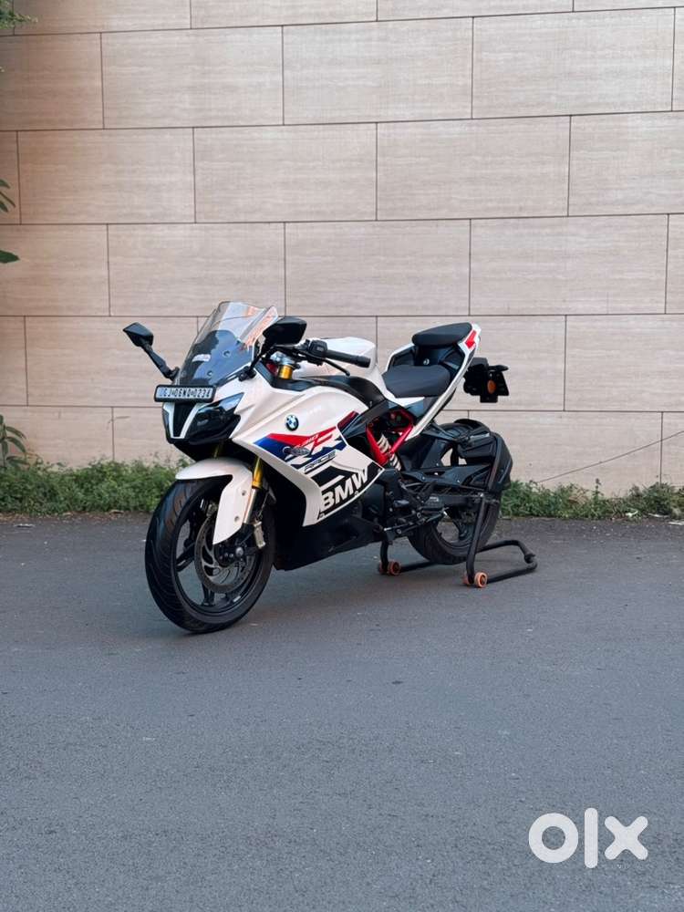 ONLY 11 MONTHS OLD BMW G310 RR