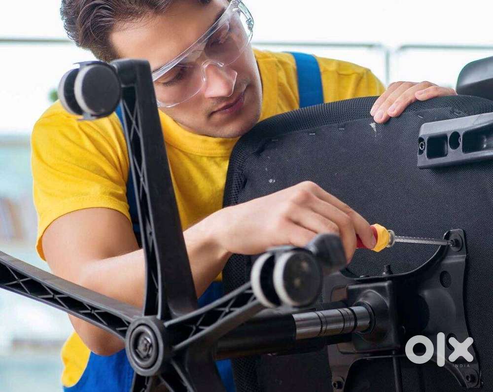 CHAIR TECHNICAN/CARPENTER