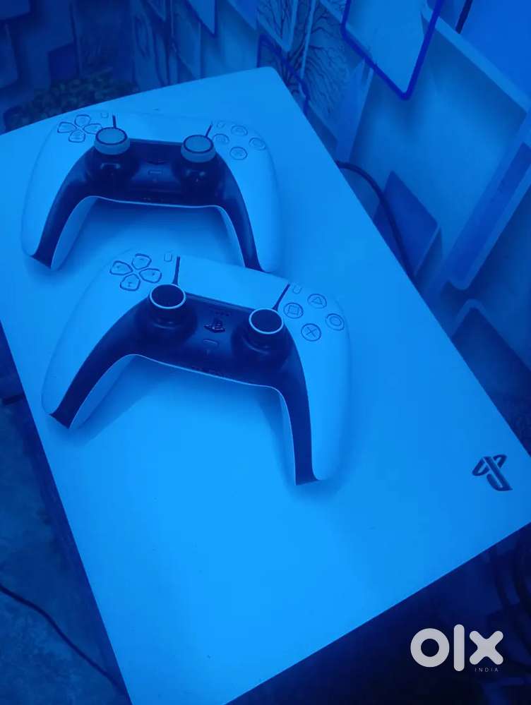 PS5 gaming console