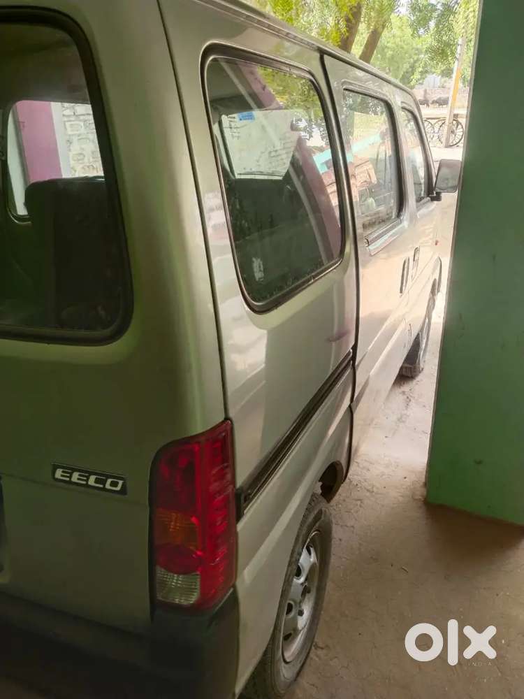 2.2 lakh Eeco 2016 LPG A C 70000 km
