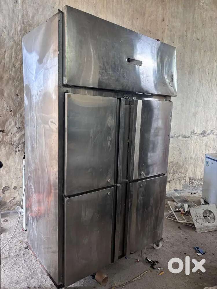 Commercial fridge four Door