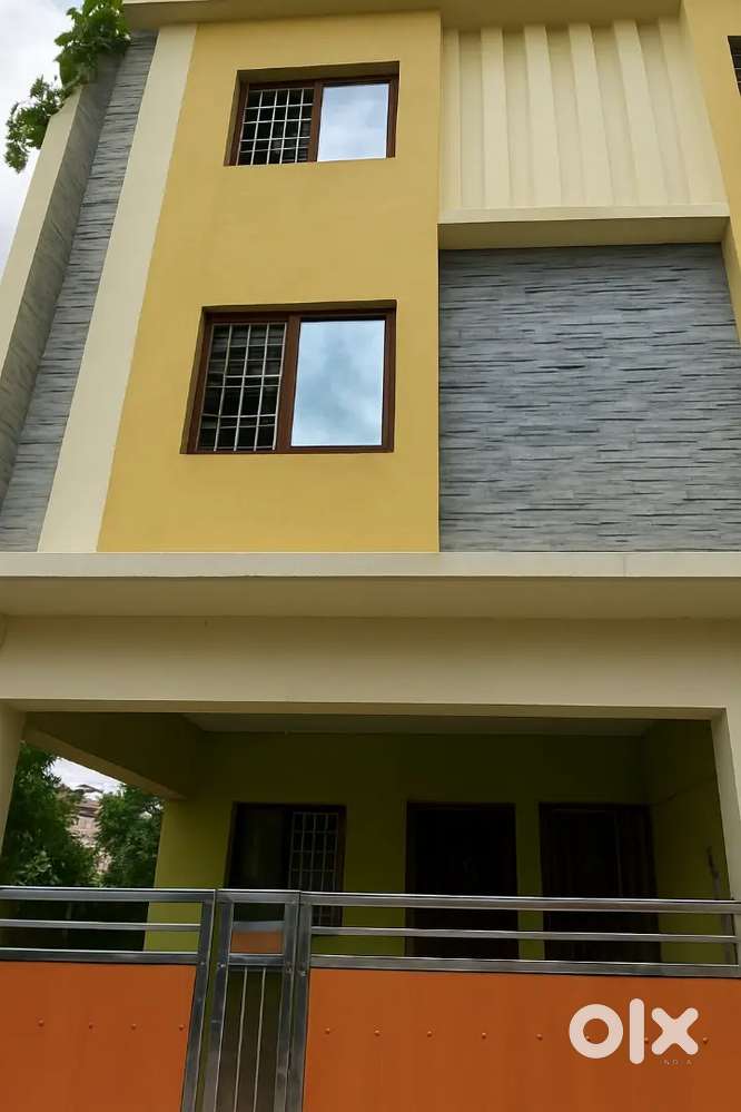 PG accommodation with built-in kitchen and attached bath (Opp. to VIT)