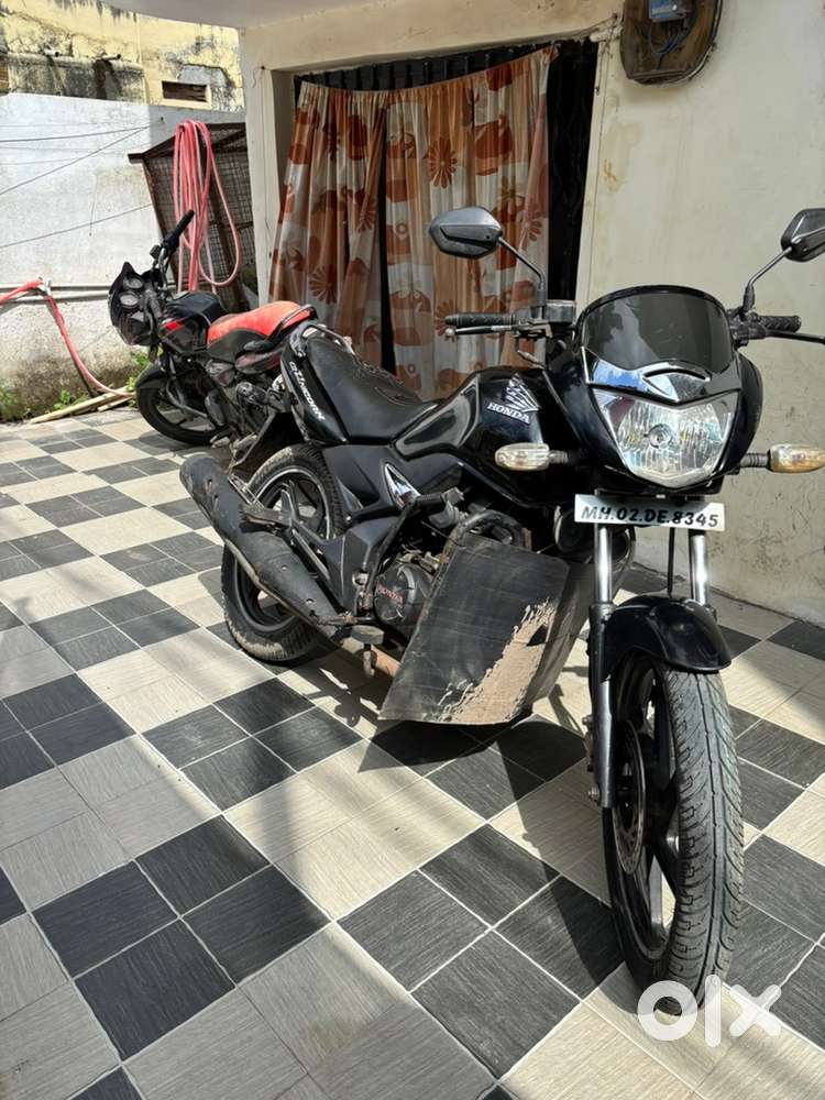 Honda unicorn 2013 excellent condition just take and ride.