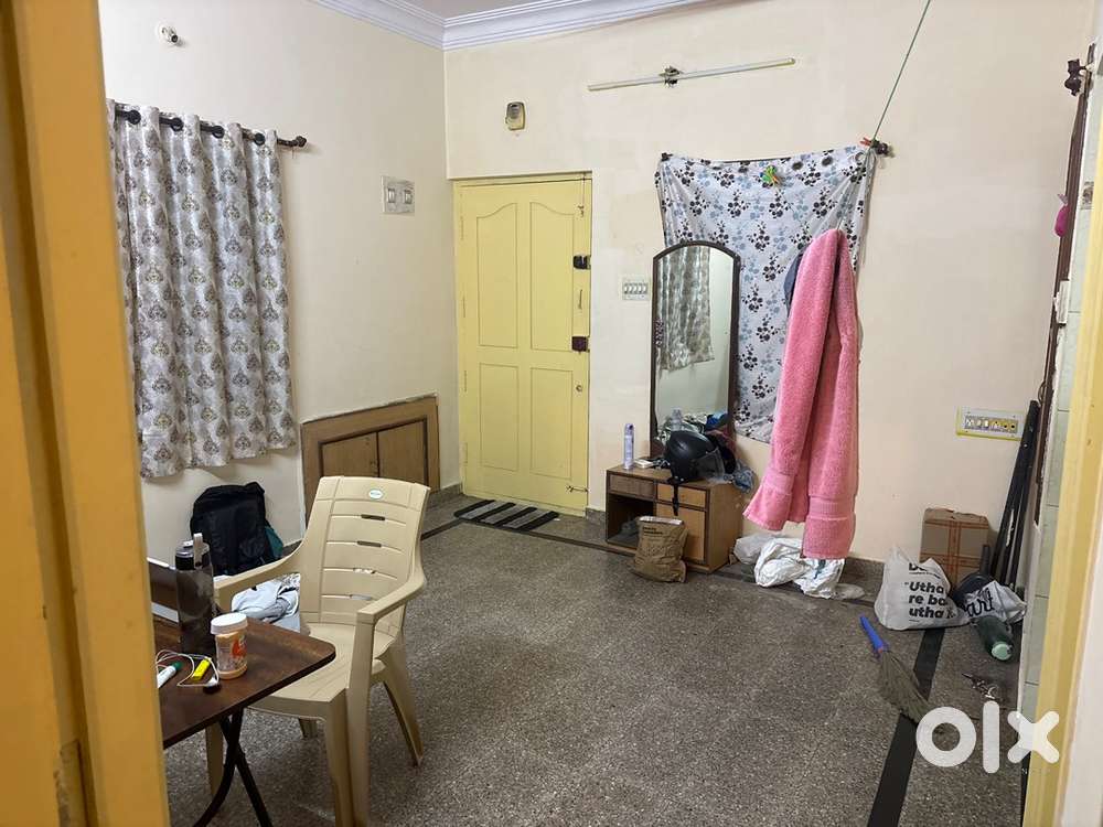 Room in a 2bhk