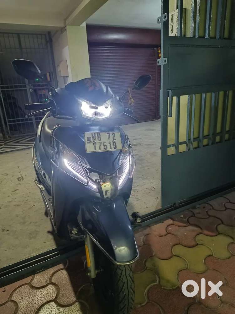 2nd owner Blue Honda Activa 125 very good condition both tyre new