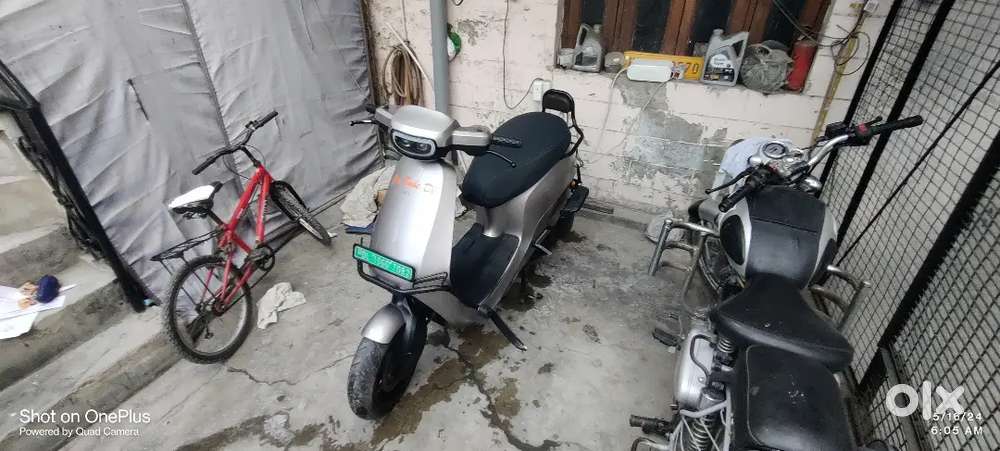 OLA S1 PRO NEW BATTERY WITH BILL GOOD CONDITION
